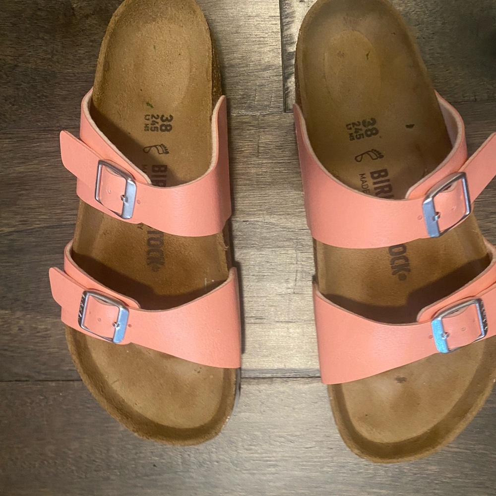 Birkenstocks size 38. Coral pink color